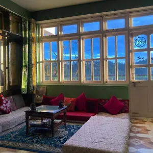 https://zu-zu-hostels.shimlahotels.net